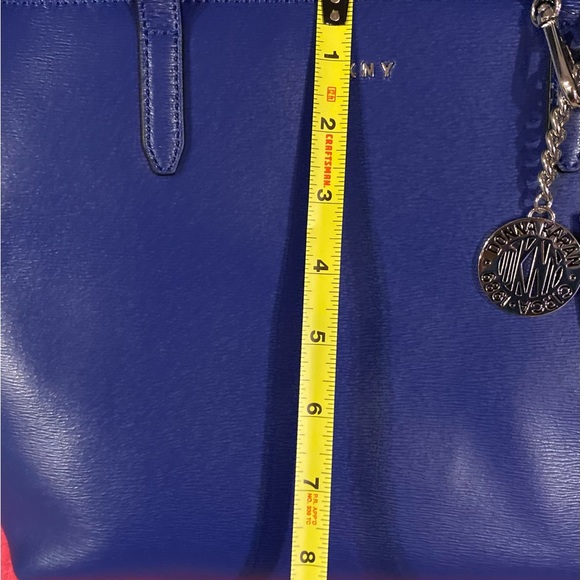 Bolso DKNY Bryant Md Shop Tote R84A3915 Azul Marino